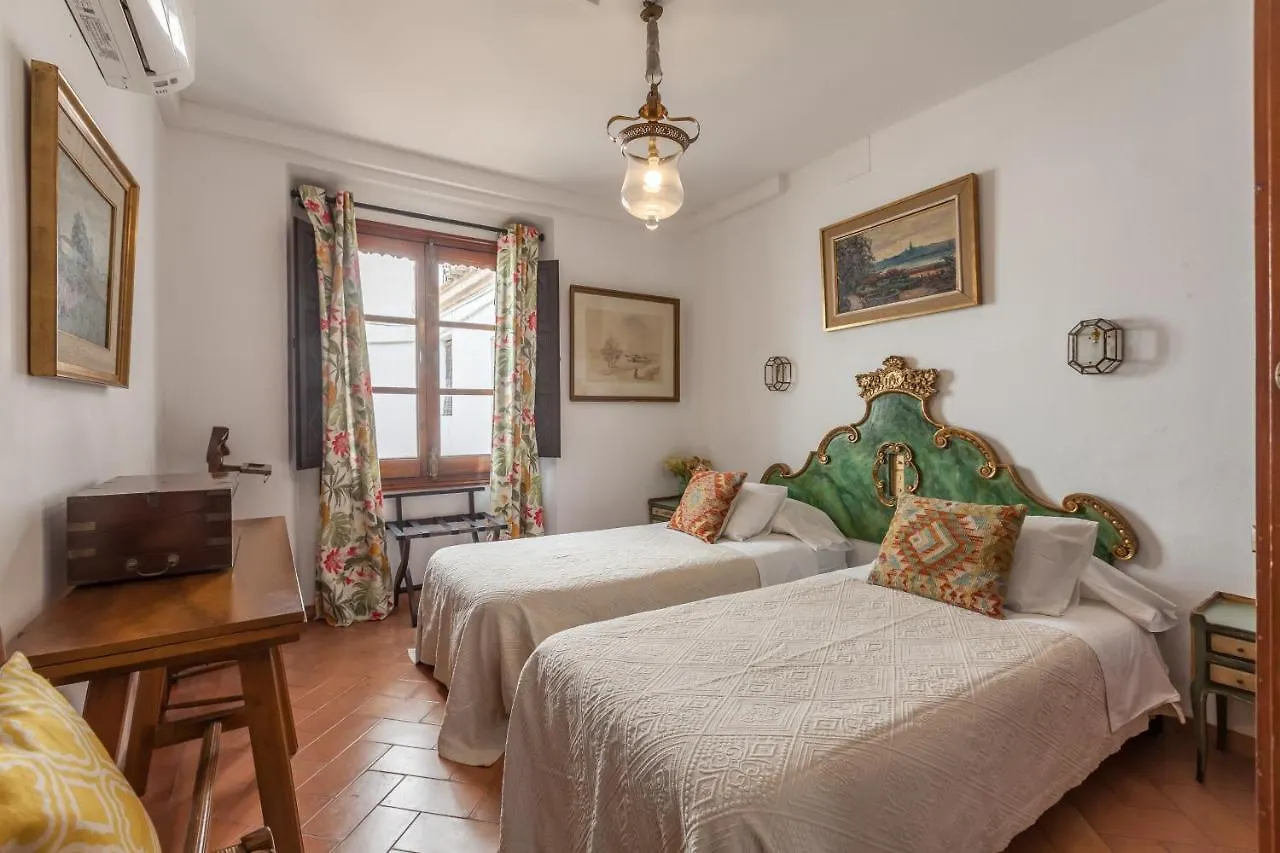Villa Elvira, Exclusive Pool And Gardens In The Heart Of Sevilla 0*,